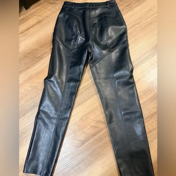ARITZIA Wilfred Rebel Vegan Leather High Rise Straight Leg Pants Black Size 4 - Picture 8 of 12